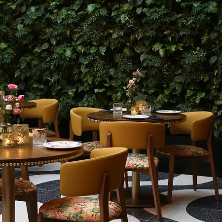 Nordseka The Hague - ホテル