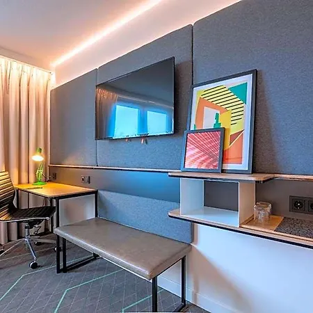Nordseka The Hague - 4* וורבורג