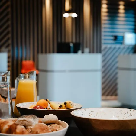 Nordseka The Hague - Отель